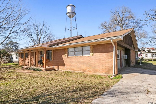 614 Maple Ave, House other with 4 bedrooms, 2 bathrooms and null parking in Cushing TX | Image 29