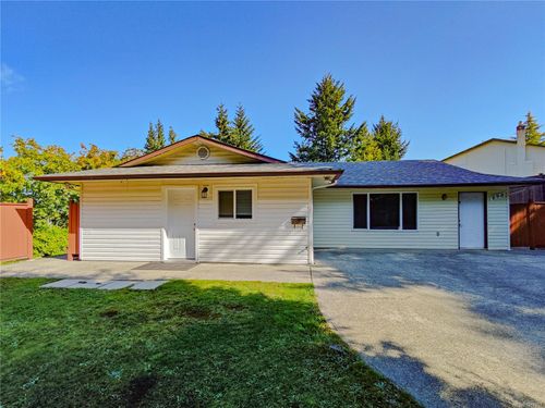 898 Cecil Blogg Dr, Colwood, BC, V9C3M6 | Card Image