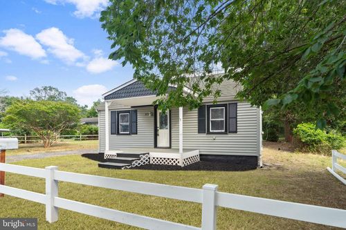 375 Peek Ave, Millville, NJ, 08332-4240 | Card Image