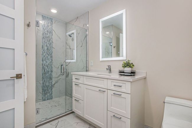 APT-53 - 201 Beers St, Condo with 2 bedrooms, 2 bathrooms and null parking in Port Huron MI | Image 4
