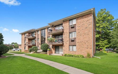 apt-2c-936 Olive Rd, Homewood, IL, 60430-2447 | Card Image