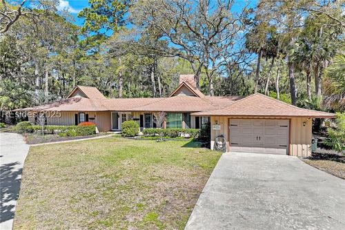 13 Mallard Rd, Hilton Head Island, SC, 29928-6425 | Card Image