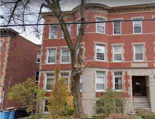 apt-1a-187 Winthrop Rd, Brookline, MA, 02445-4598 | Card Image