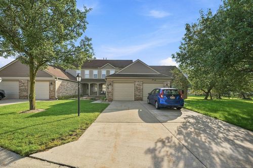 4083 Hunters Cir W, Canton, MI, 48188-2362 | Card Image
