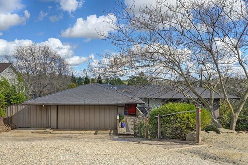 3060 Knollwood Dr, Cameron Park, CA, 95682-9069 | Card Image