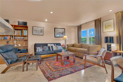 336-200 Diplomat Pkwy, Hallandale Beach, FL, 33009 | Card Image