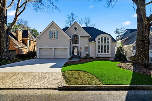 215 Woodchase Close Ne, Sandy Springs, GA, 30319-4307 | Card Image