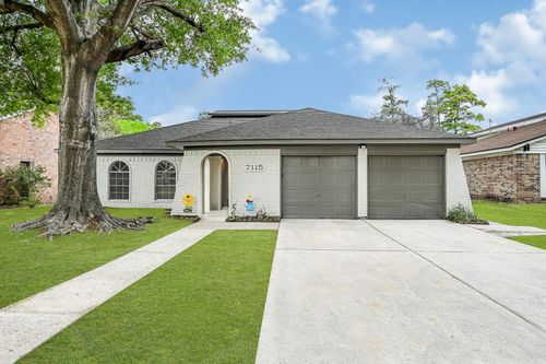 7115 Foxway Ln, Humble, TX, 77338-1624 | Card Image