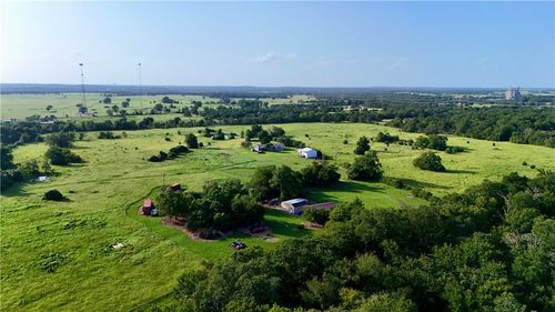 6074 Addison Ln, Franklin, TX, 77856-1499 | Card Image