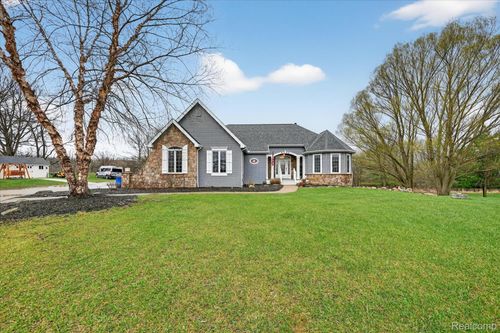 9254 Willowgate, Goodrich, MI, 48438-9102 | Card Image