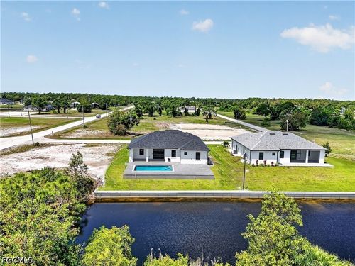 4333 36th Ave, Cape Coral, FL, 33993-7334 | Card Image