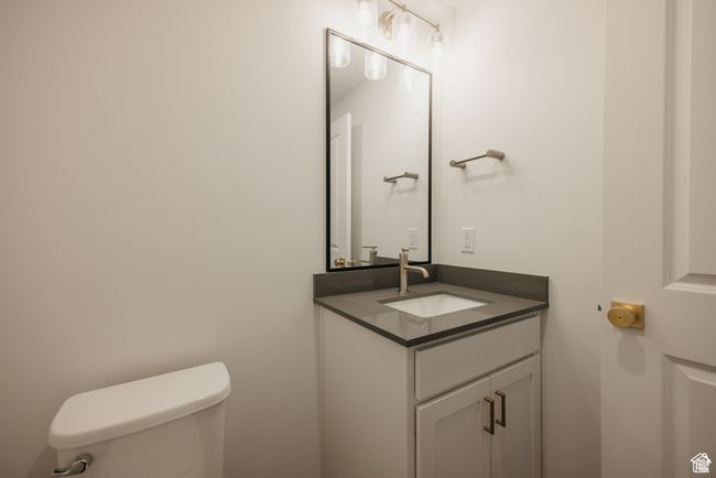 PICTURE OF MODEL | Image 12