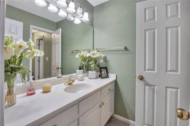 225 Ruby Forest Pkwy, House other with 4 bedrooms, 3 bathrooms and 5 parking in Suwanee GA | Image 28