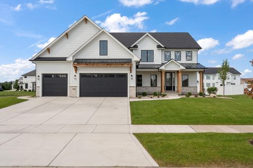 9400 Iris Dr, Saint John, IN, 46373 | Card Image