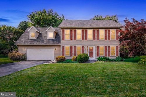 3615 Pleasant Valley Rd, YORK, PA, 17406-7067 | Card Image