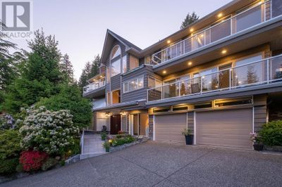 1375 Camridge Rd, House other with 8 bedrooms, 9 bathrooms and 2 parking in West Vancouver BC | Image 1