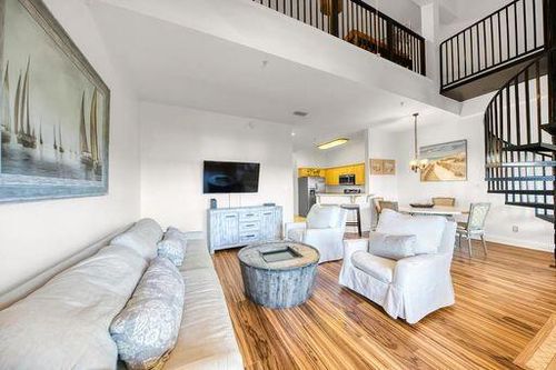 ste-303-4507 Furling Ln, Destin, FL, 32541-5344 | Card Image