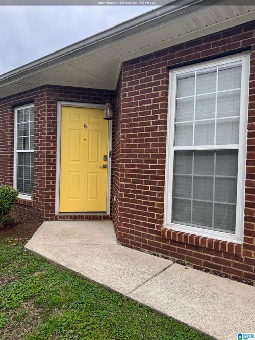 4820 Longmeadow Ln, BESSEMER, AL, 35022-7010 | Card Image