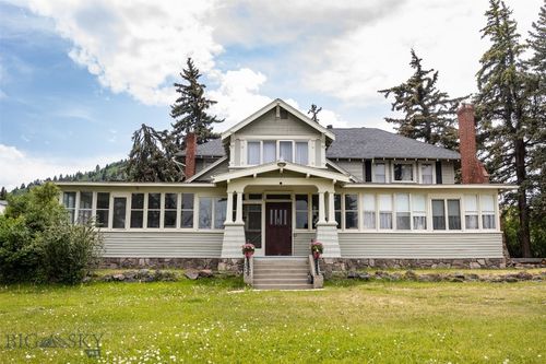300 Holmes Ave, Butte, MT, 59701-7740 | Card Image