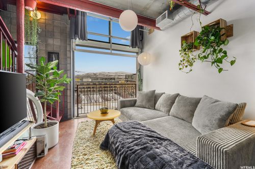 unit-618-360 W Broadway, Salt Lake City, UT, 84101-1727 | Card Image