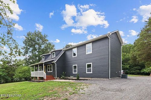 589 Possum Valley Rd, Maynardville, TN, 37807-3043 | Card Image