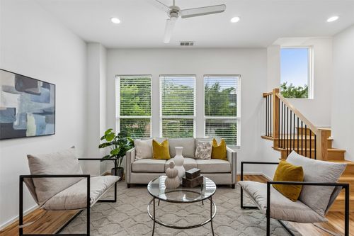 101-5647 Live Oak St, Dallas, TX, 75206-8015 | Card Image