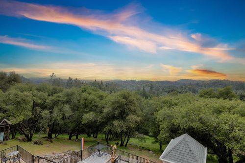 2060 Onion Flat Ct, Cool, CA, 95614-2557 | Card Image