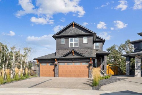 321 Legacy Woods Manor Se, Calgary, AB, T2X5A8 | Card Image