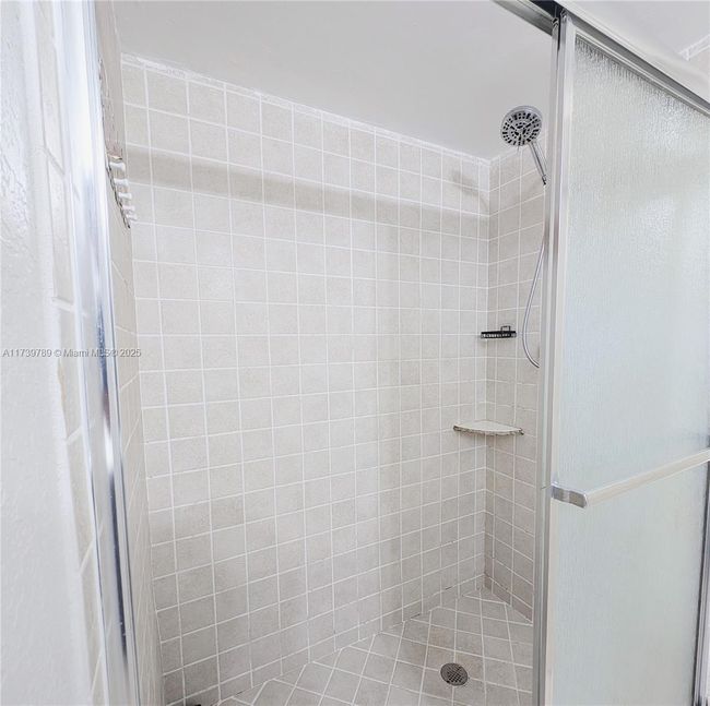 APT-1112 - 9777 Westview Dr, Condo with 2 bedrooms, 2 bathrooms and null parking in Coral Springs FL | Image 18