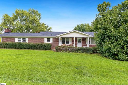 912 S Main St, Greer, SC, 29650-2359 | Card Image