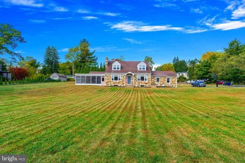 706 Hallowell Dr, HUNTINGDON VALLEY, PA, 19006-6104 | Card Image