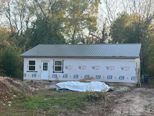 704 W Mill St, Buffalo, MO, 65622-9421 | Card Image