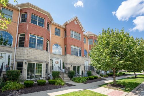 17930 Fountain Cir, Orland Park, IL, 60467-8100 | Card Image