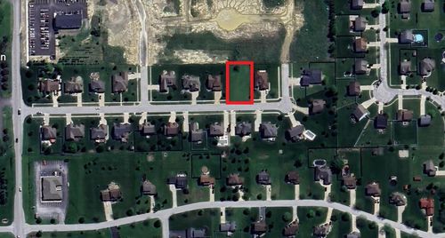 11059 Wynbrook Dr, Crown Point, IN, 46307-5504 | Card Image