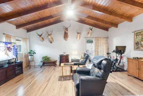 5517 8th St, Keyes, CA, 95328-9755 | Card Image