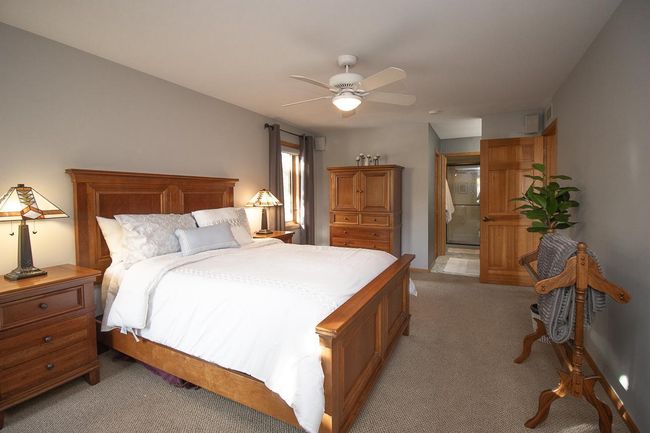 Primary Bedroom | Image 17
