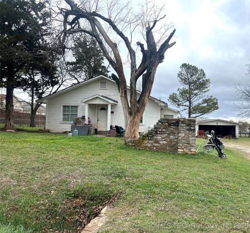 200 S West St, Konawa, OK, 74849-1438 | Card Image