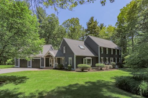 8 Whitaker Ln, Groton, MA, 01450-1986 | Card Image