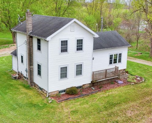 4585 Onondaga Rd, Onondaga, MI, 49264-9758 | Card Image
