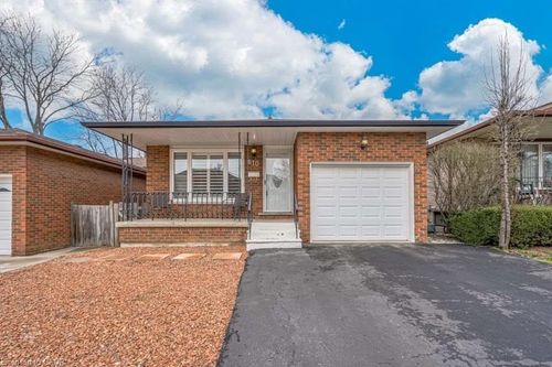 610 Stone Church Rd W, Hamilton, ON, L9B1A7 | Card Image