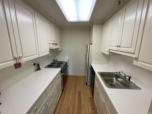 apt-125-100 Thorndale Dr, San Rafael, CA, 94903-4551 | Card Image