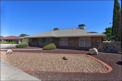 1840 Arnold Palmer Drive, El Paso, TX, 79935 | Card Image