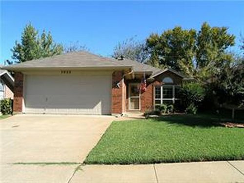 5923 Sterling Green Trl, Arlington, TX, 76017-4227 | Card Image