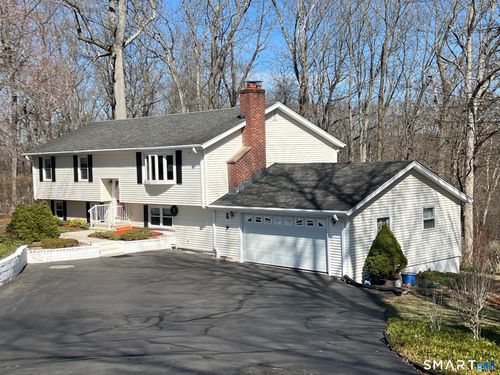 135 Parsonage Hill Road, North Branford, CT, 06405 | Card Image
