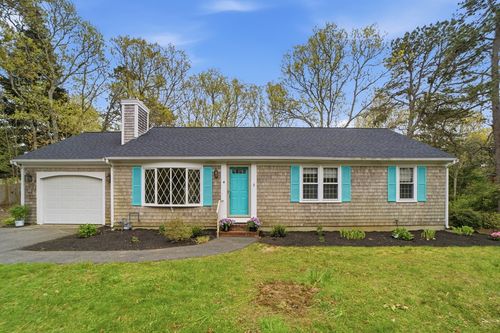 4 Bourne Hay Rd, Sandwich, MA, 02563-2761 | Card Image