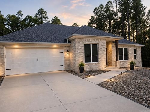 17 Vigoroso Ln, Hot Springs Village, AR, 71909-7850 | Card Image