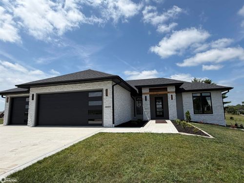 2659 S 11th St, Oskaloosa, IA, 52577 | Card Image