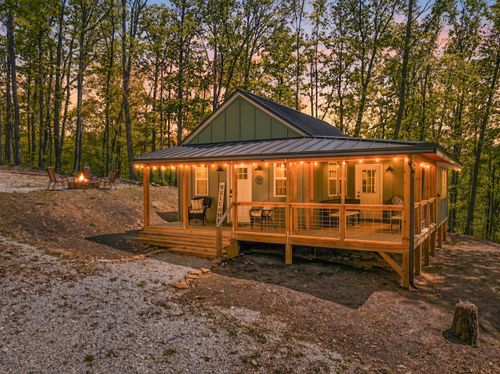 1100 Sinking Valley School Rd, Mc Kee, KY, 40447-7968 | Card Image