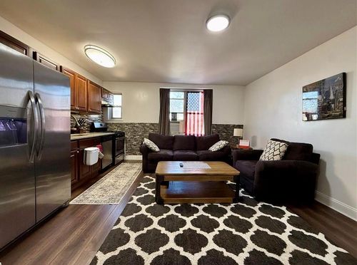 apt-2b-565 Castleton Ave, Staten Island, NY, 10301-2052 | Card Image