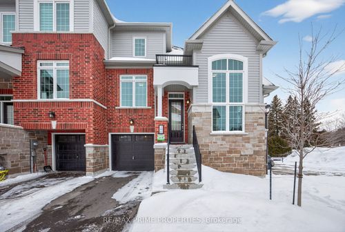 106 Lyall Stokes Cir, Mount Albert, ON, L0G1M0 | Card Image